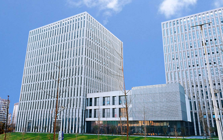 四川捷纳程蔷科技有限公司电子科技配套设备研发进展与行业应用观察